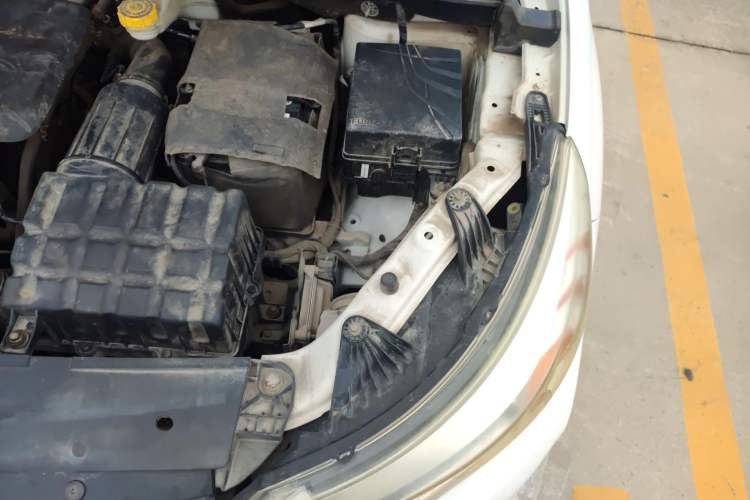 Used GAC Trumpchi GS4 2015 200T G-DCT Luxury Edition Engine Bay Left