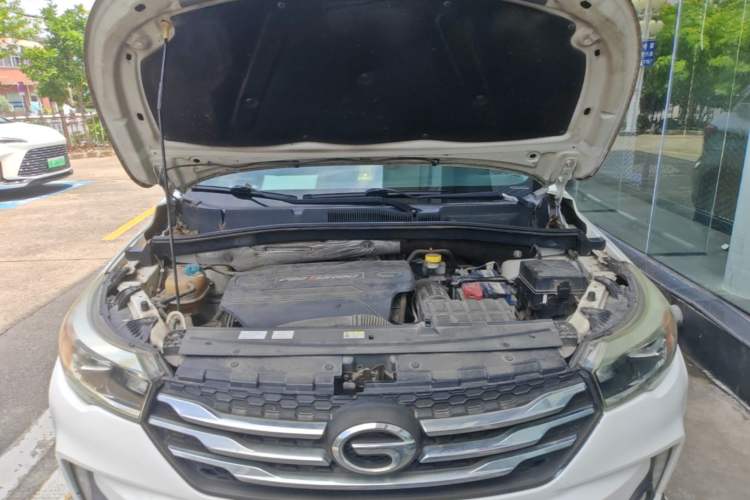 Used GAC Trumpchi GS4 2015 200T Manual Luxury Edition Engine Bay