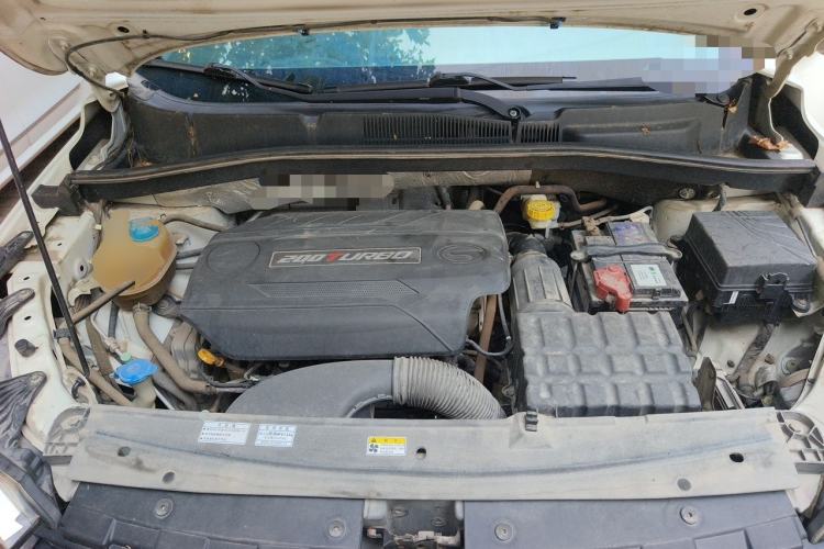 Used GAC Trumpchi GS4 2015 200T Manual Elite Edition Engine Bay