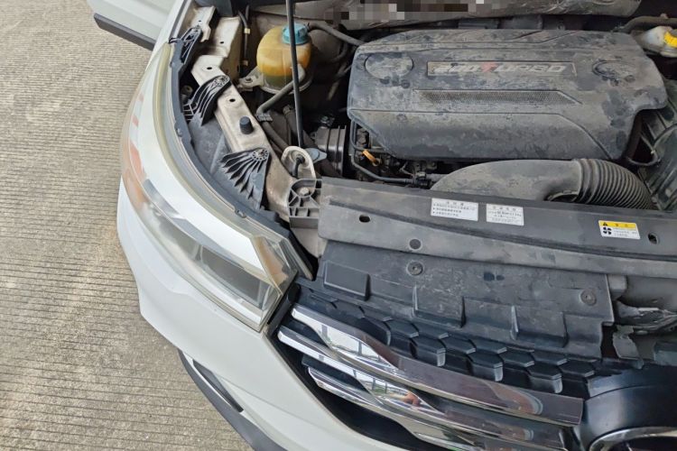 Used GAC Trumpchi GS4 2015 200T Manual Luxury Edition Engine Bay Right