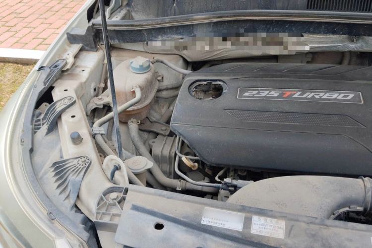 Used GAC Trumpchi GS4 2015 200T G-DCT Luxury Edition Engine Bay Right