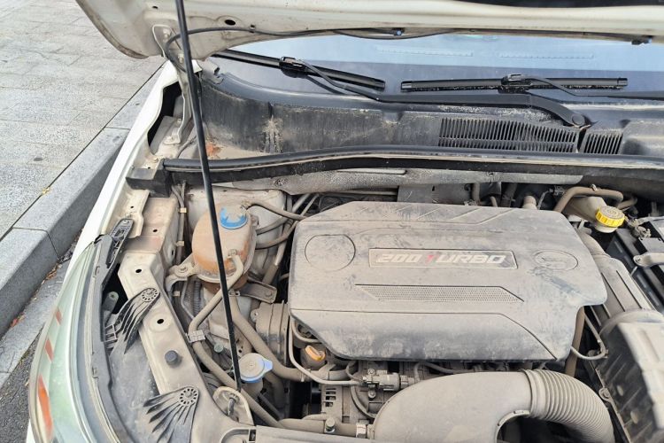 Used GAC Trumpchi GS4 2015 200T Manual Elite Edition Engine Bay Right