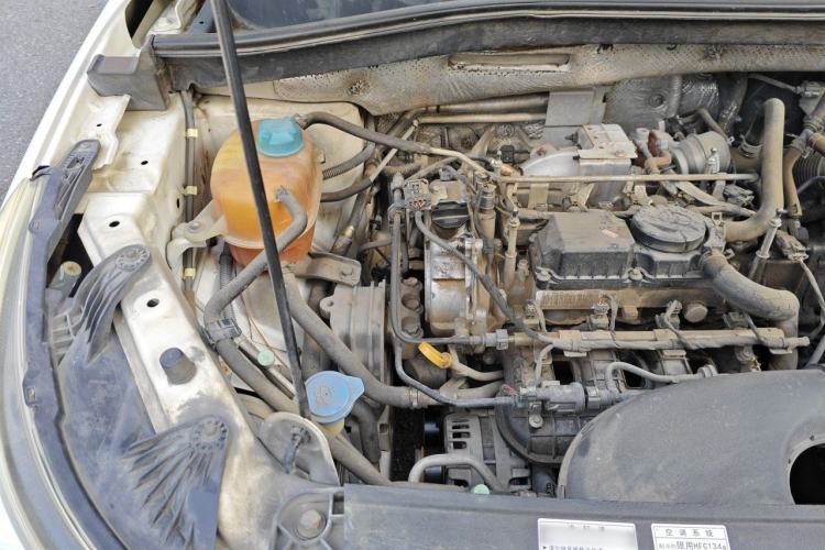 Used GAC Trumpchi GS4 2015 200T Manual Comfort Edition Engine Bay Right