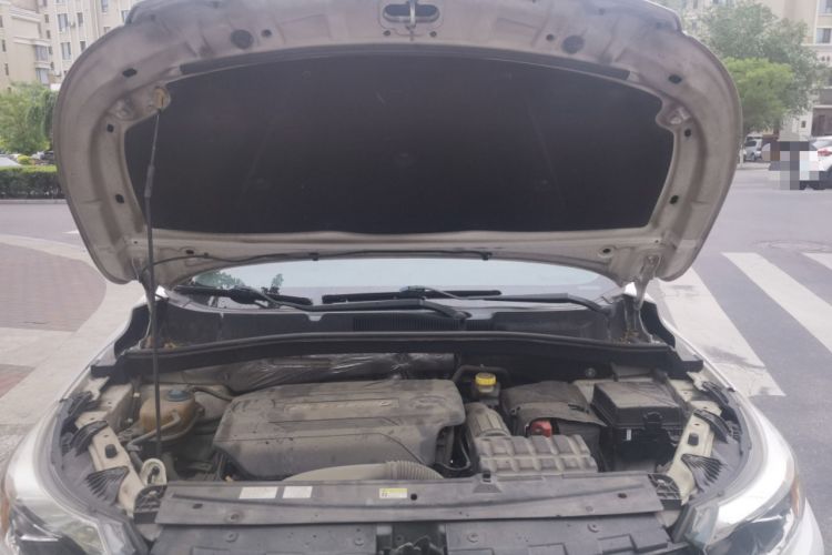 Used GAC Trumpchi GS4 2015 200T G-DCT Luxury Edition Engine Bay