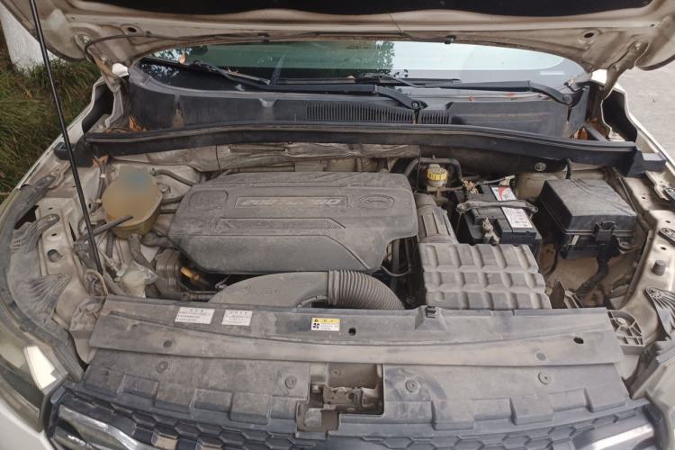 Used GAC Trumpchi GS4 2015 200T Manual Elite Edition Engine Bay