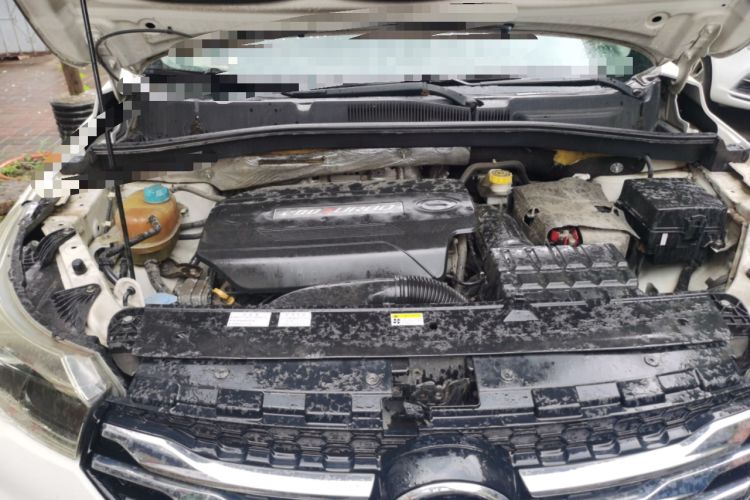 Used GAC Trumpchi GS4 2015 200T G-DCT Luxury Edition Engine Bay