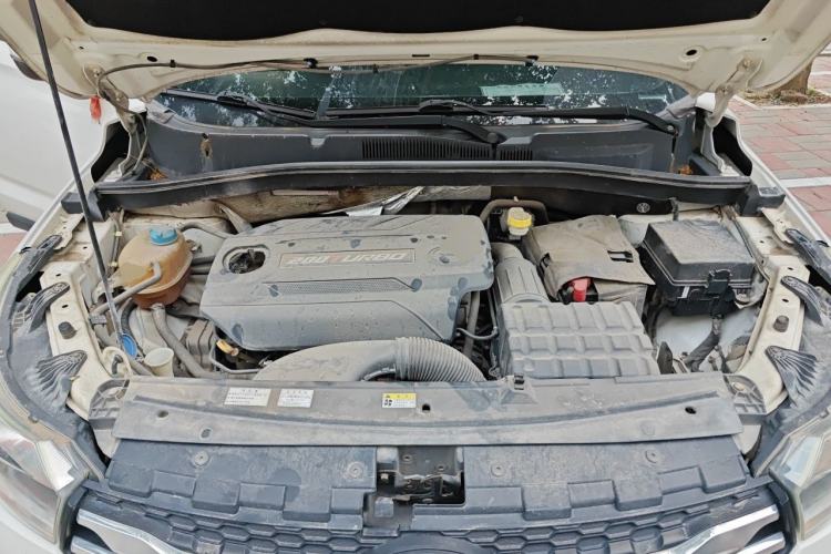 Used GAC Trumpchi GS4 2015 200T G-DCT Elite Edition Engine Bay