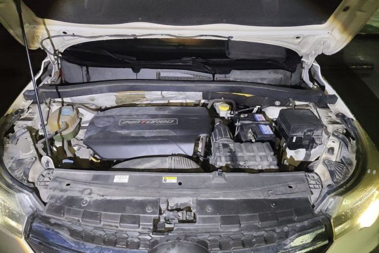 Used GAC Trumpchi GS4 2015 200T G-DCT Elite Edition Engine Bay