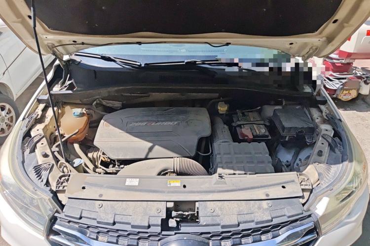 Used GAC Trumpchi GS4 2015 200T Manual Luxury Edition Engine Bay