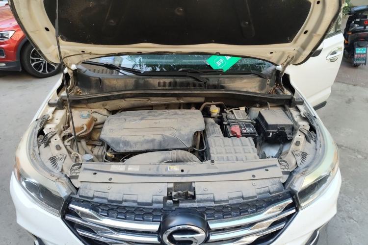 Used GAC Trumpchi GS4 2015 200T Manual Elite Edition Engine Bay