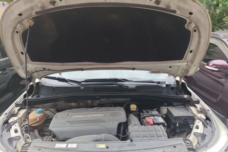 Used GAC Trumpchi GS4 2015 200T Manual Elite Edition Engine Bay