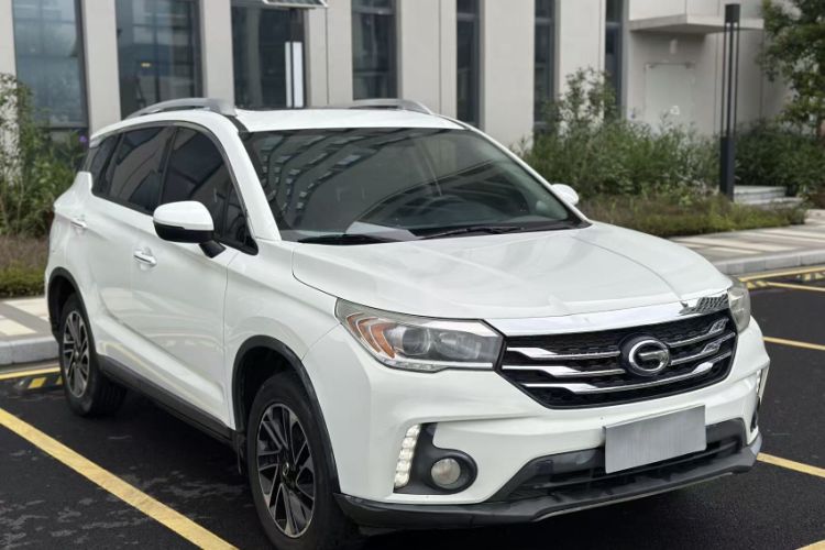 Used GAC Trumpchi GS4 2015 200T G-DCT Elite Edition Exterior 5