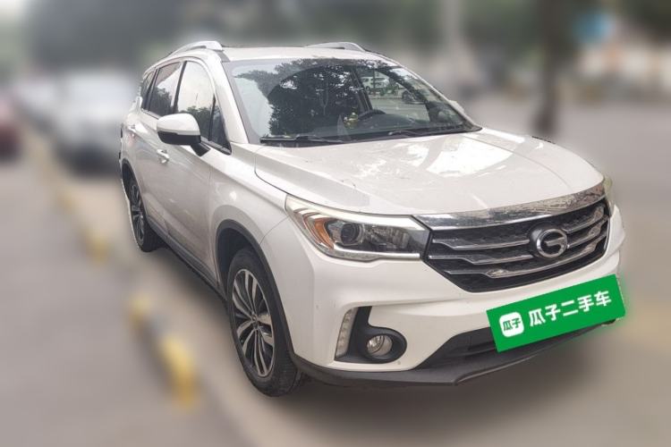 Used GAC Trumpchi GS4 2015 200T G-DCT Elite Edition Front Right 45 Deg