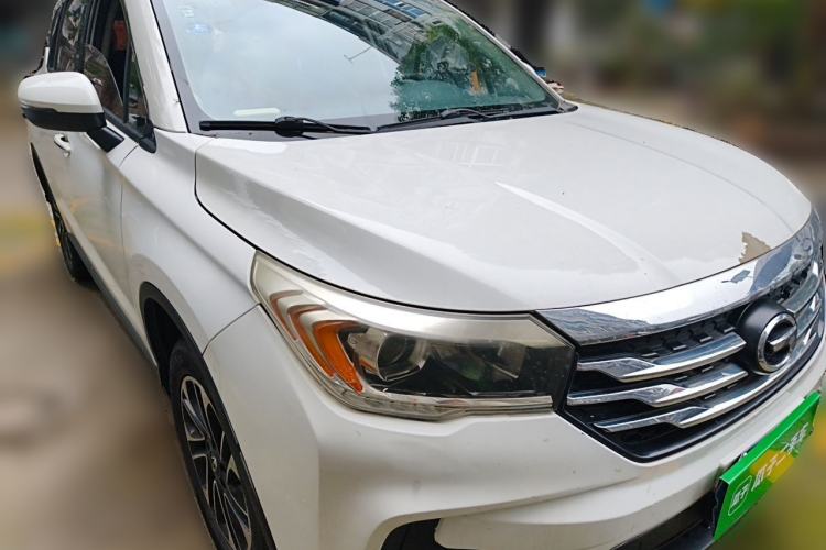Used GAC Trumpchi GS4 2015 200T Manual Elite Edition Front Right 45 Deg