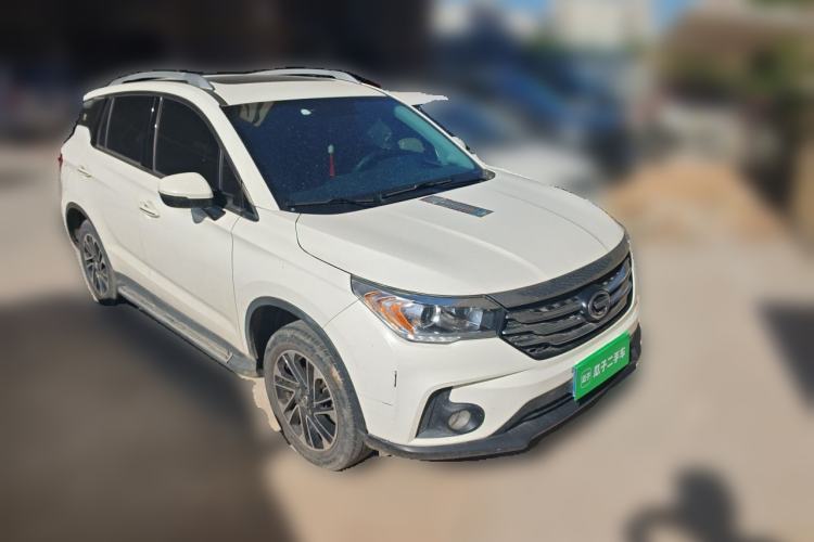 Used GAC Trumpchi GS4 2015 200T Manual Elite Edition Front Right 45 Deg