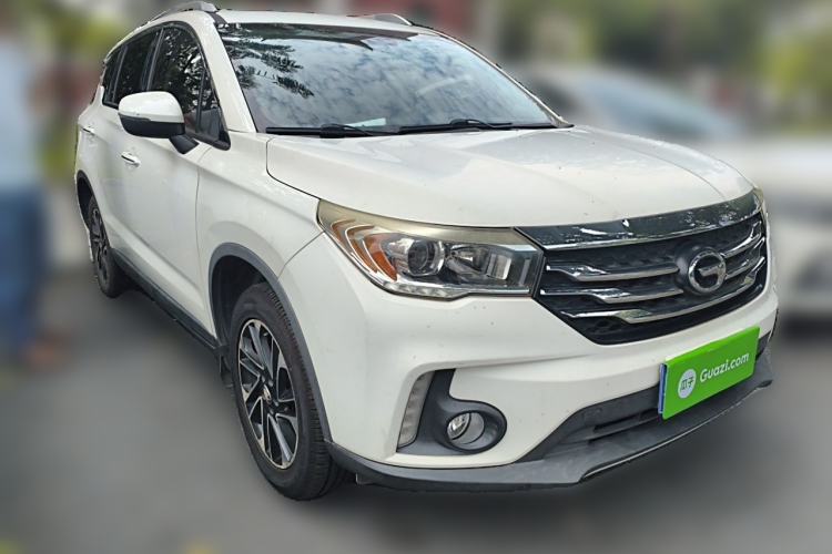 Used GAC Trumpchi GS4 2015 200T G-DCT Elite Edition Front Right 45 Deg