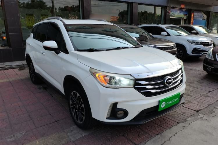 Used GAC Trumpchi GS4 2015 200T Manual Luxury Edition Front Right 45 Deg