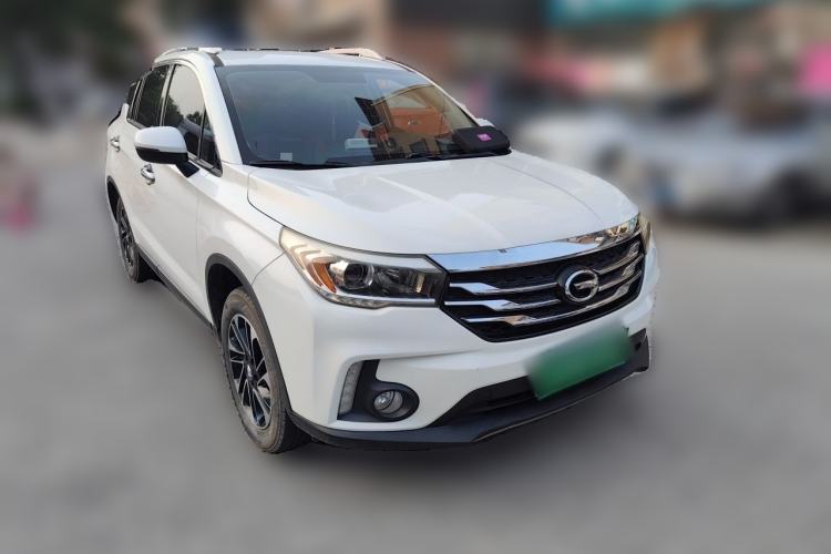 Used GAC Trumpchi GS4 2015 200T Manual Luxury Edition Front Right 45 Deg