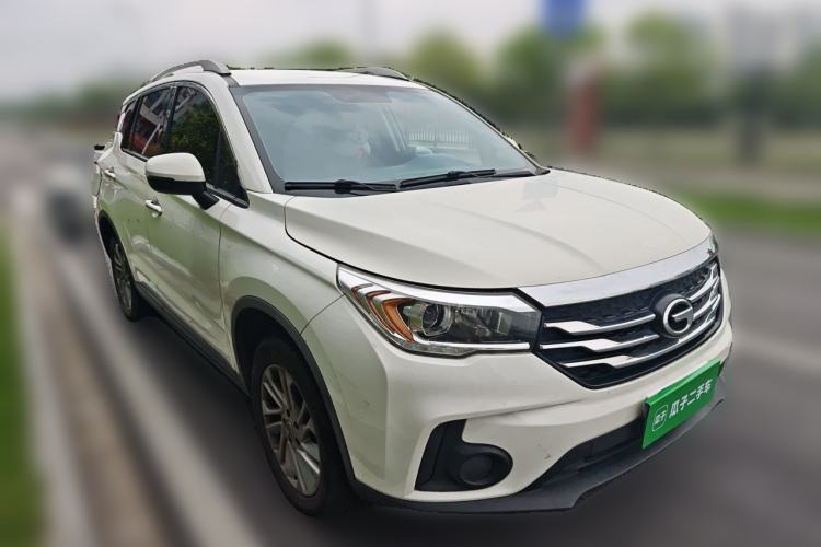 Used GAC Trumpchi GS4 2015 200T Manual Comfort Edition Front Right 45 Deg