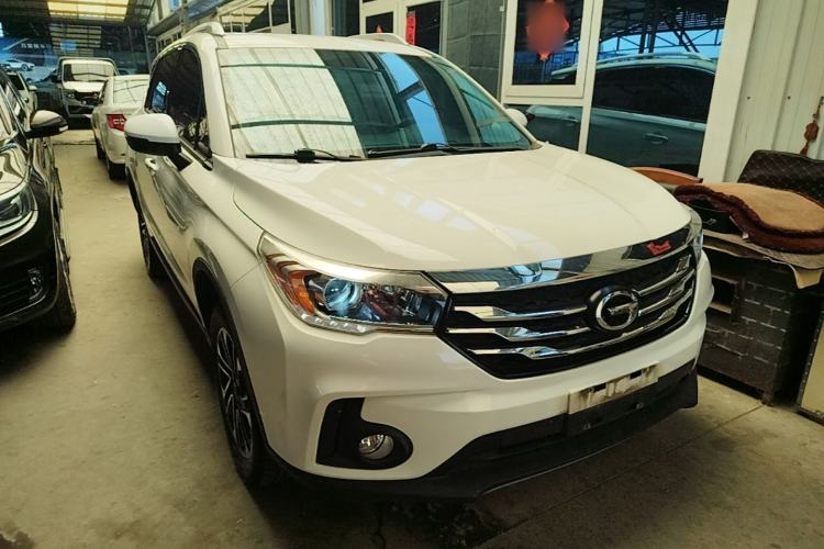 Used GAC Trumpchi GS4 2015 200T Manual Elite Edition Front Right 45 Deg