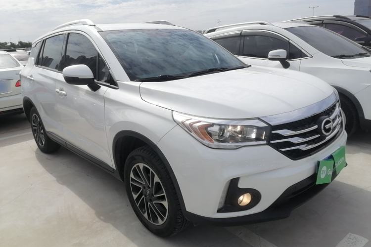 Used GAC Trumpchi GS4 2015 200T G-DCT Elite Edition Front Right 45 Deg