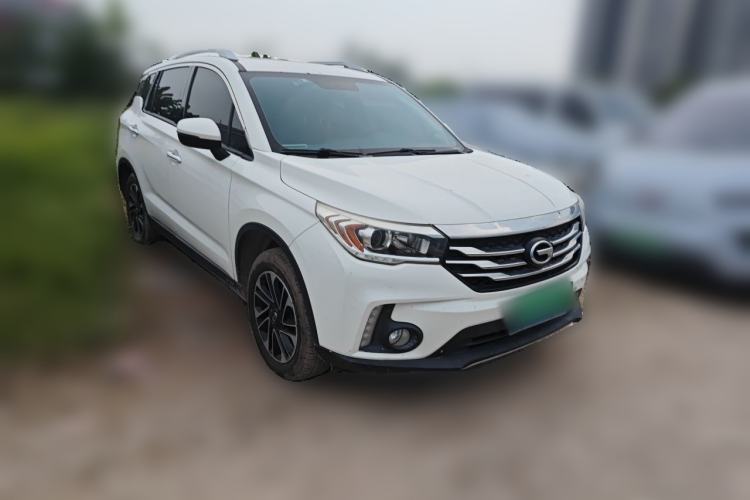 Used GAC Trumpchi GS4 2015 200T G-DCT Elite Edition Front Right 45 Deg