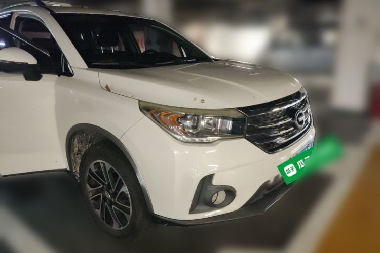 Used GAC Trumpchi GS4 2015 200T Manual Elite Edition Front Right 45 Deg