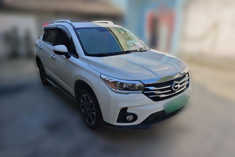 Used GAC Trumpchi GS4 2015 200T Manual Elite Edition Front Right 45 Deg