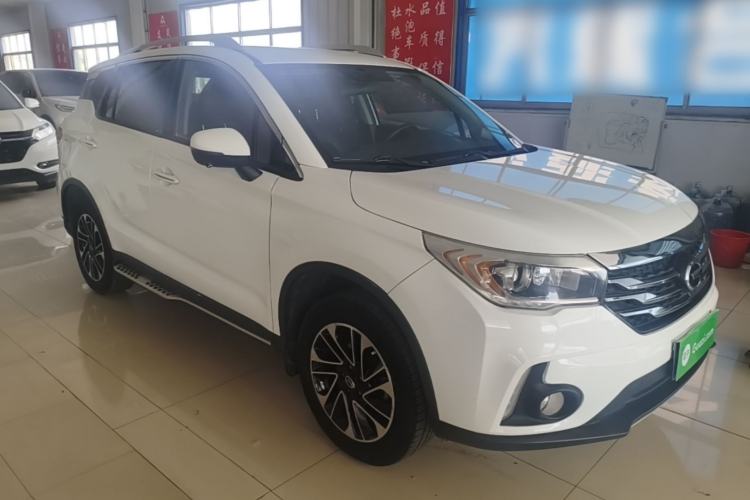 Used GAC Trumpchi GS4 2015 200T G-DCT Elite Edition Front Right 45 Deg
