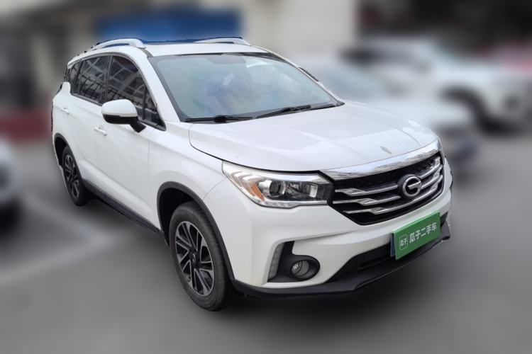 Used GAC Trumpchi GS4 2015 200T G-DCT Elite Edition Front Right 45 Deg