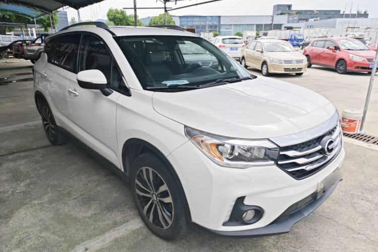 Used GAC Trumpchi GS4 2015 200T G-DCT Prestige Edition Front Right 45 Deg