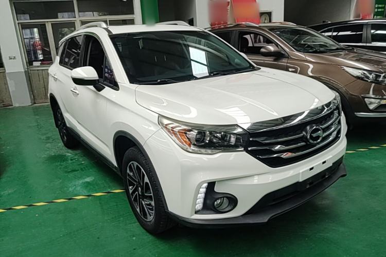Used GAC Trumpchi GS4 2015 200T G-DCT Elite Edition Front Right 45 Deg
