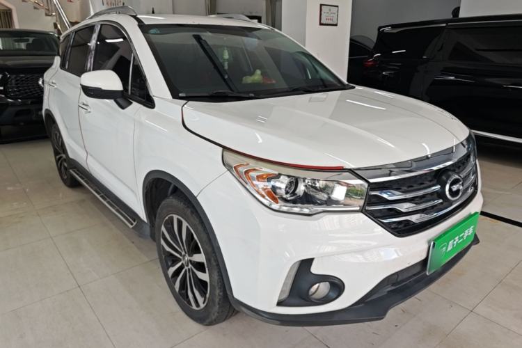 Used GAC Trumpchi GS4 2015 200T G-DCT Luxury Edition Front Right 45 Deg