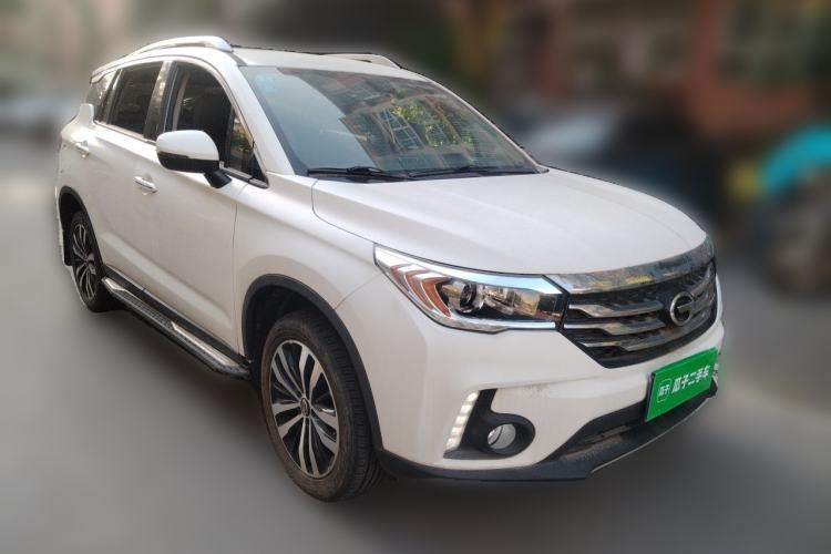 Used GAC Trumpchi GS4 2015 200T G-DCT Luxury Edition Front Right 45 Deg