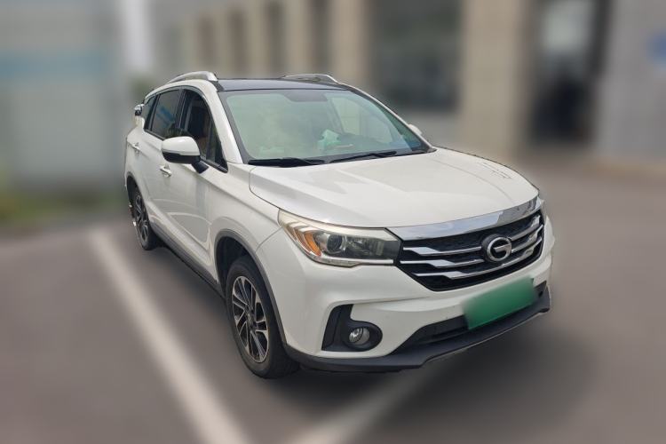 Used GAC Trumpchi GS4 2015 200T Manual Elite Edition Front Right 45 Deg