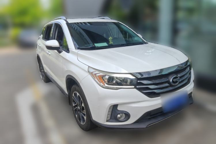 Used GAC Trumpchi GS4 2015 200T Manual Luxury Edition Front Right 45 Deg