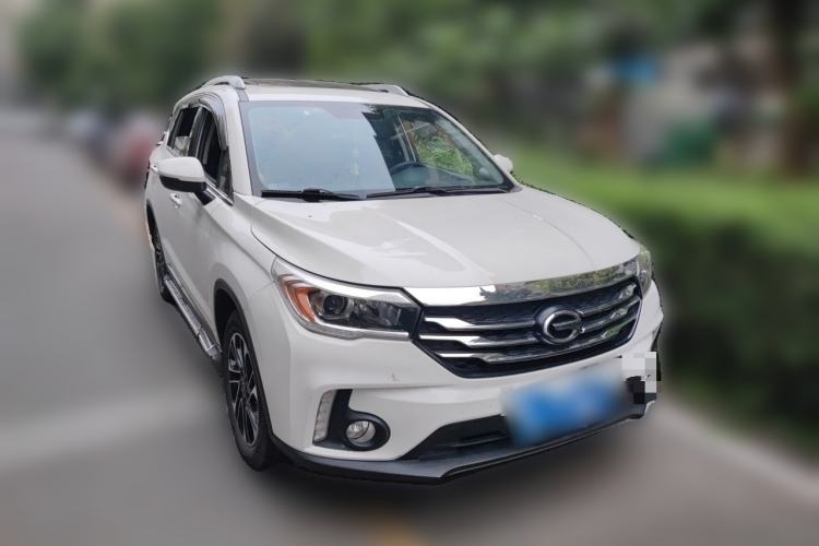 Used GAC Trumpchi GS4 2015 200T G-DCT Elite Edition Front Right 45 Deg