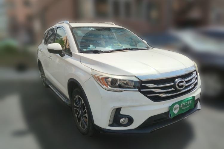 Used GAC Trumpchi GS4 2015 200T Manual Luxury Edition Front Right 45 Deg