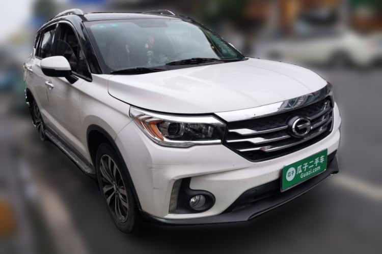Used GAC Trumpchi GS4 2015 200T G-DCT Luxury Edition Front Right 45 Deg