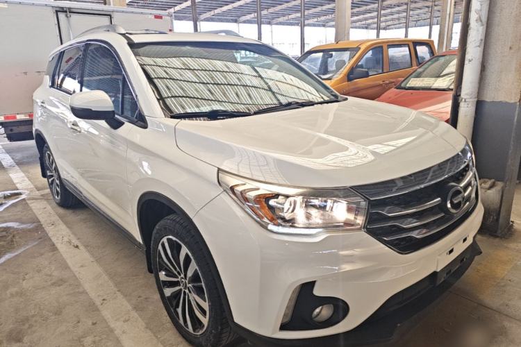 Used GAC Trumpchi GS4 2015 200T G-DCT Luxury Edition Front Right 45 Deg