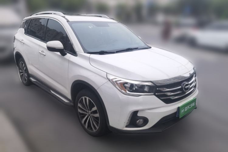 Used GAC Trumpchi GS4 2015 200T G-DCT Luxury Edition Front Right 45 Deg