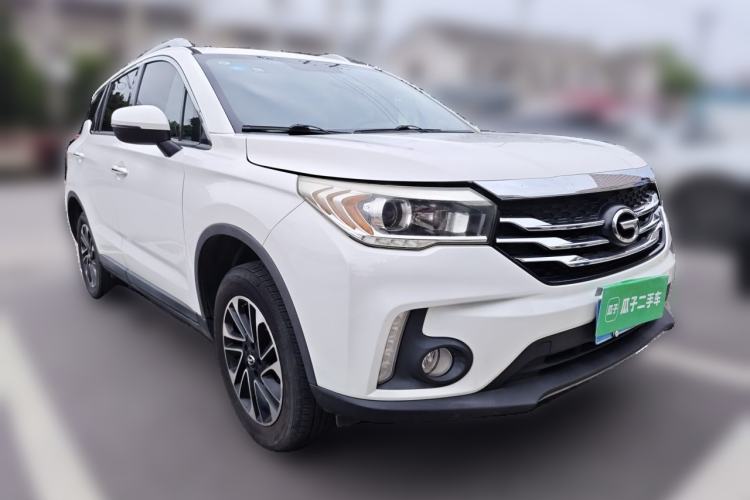 Used GAC Trumpchi GS4 2015 200T Manual Luxury Edition Front Right 45 Deg