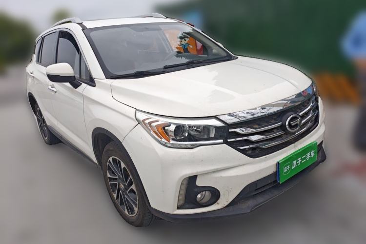 Used GAC Trumpchi GS4 2015 200T G-DCT Elite Edition Front Right 45 Deg