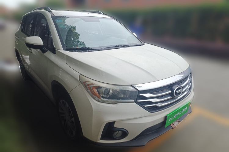 Used GAC Trumpchi GS4 2015 200T Manual Elite Edition Front Right 45 Deg