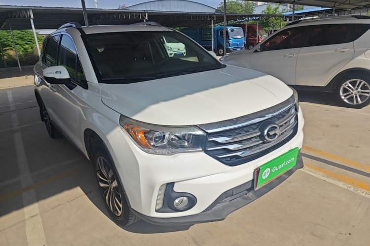 Used GAC Trumpchi GS4 2015 200T G-DCT Luxury Edition Front Right 45 Deg