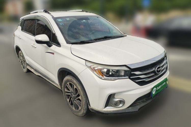 Used GAC Trumpchi GS4 2015 200T Manual Elite Edition Front Right 45 Deg