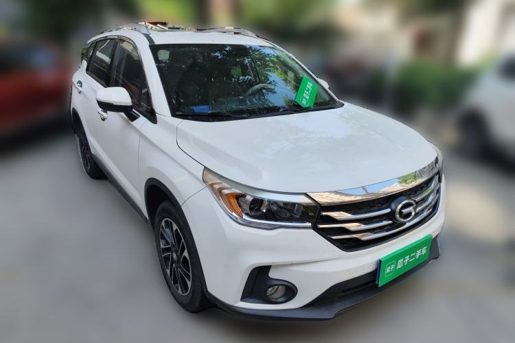 Used GAC Trumpchi GS4 2015 200T Manual Elite Edition Front Right 45 Deg