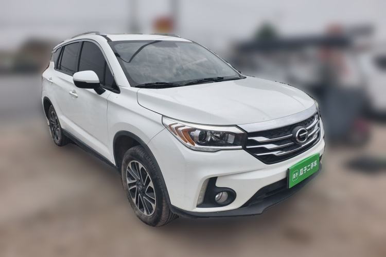 Used GAC Trumpchi GS4 2015 200T G-DCT Elite Edition Front Right 45 Deg