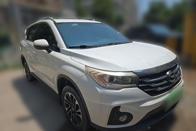 Used GAC Trumpchi GS4 2015 200T Manual Elite Edition Front Right 45 Deg