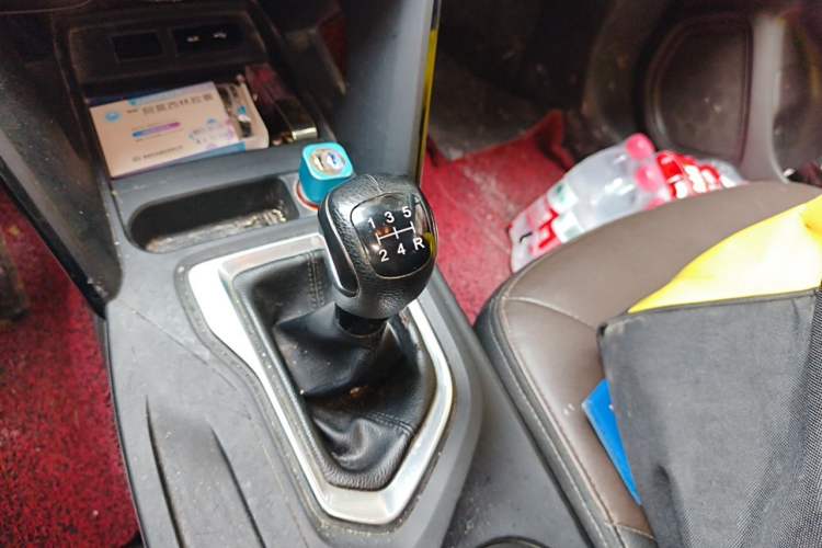 Used GAC Trumpchi GS4 2015 200T Manual Elite Edition Gear Lever